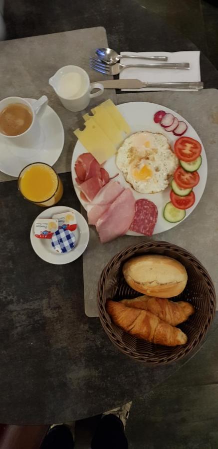 Bnb Comfort Guesthouse Olten - Lostorf Eksteriør billede