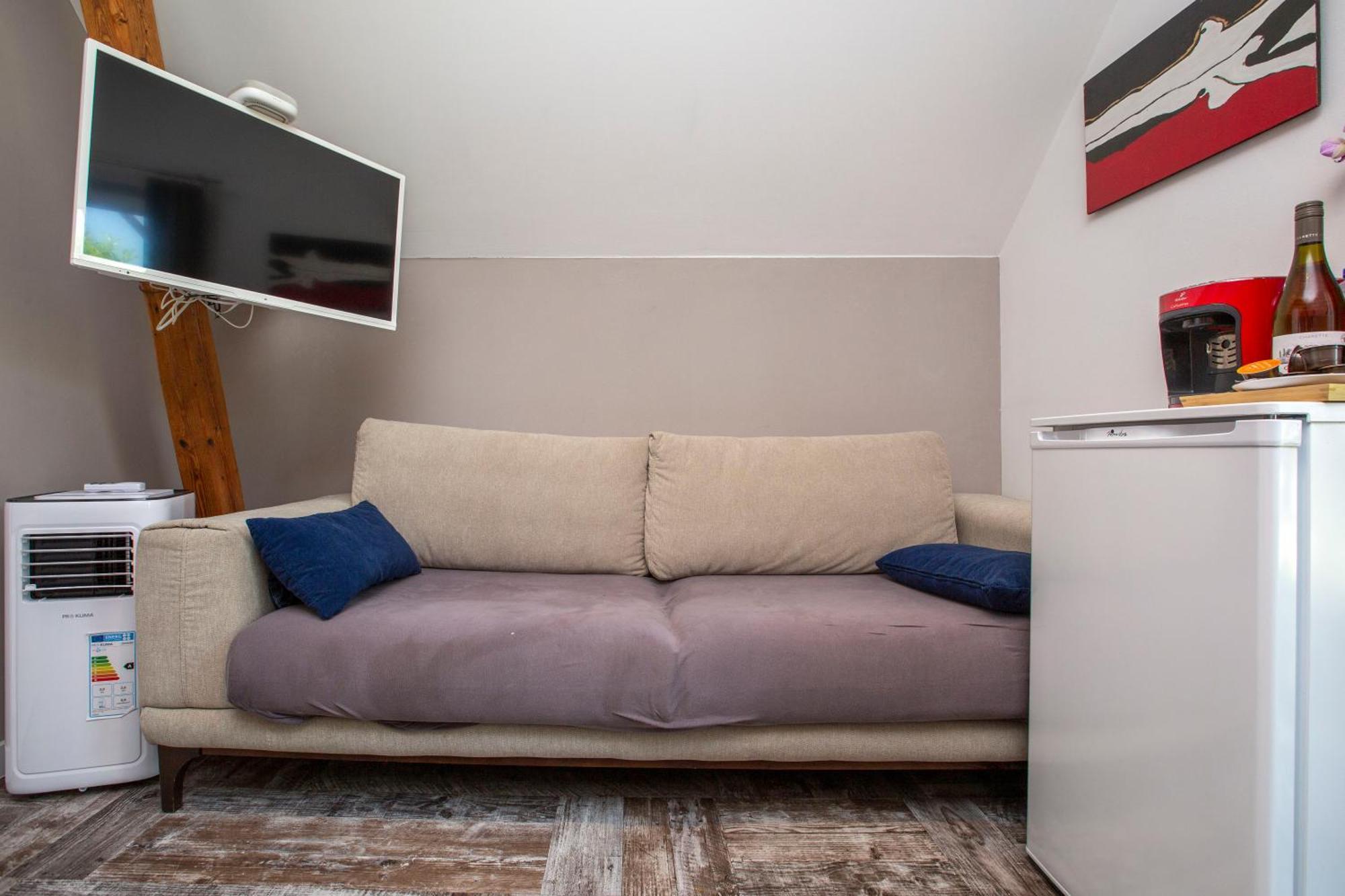 Bnb Comfort Guesthouse Olten - Lostorf Eksteriør billede